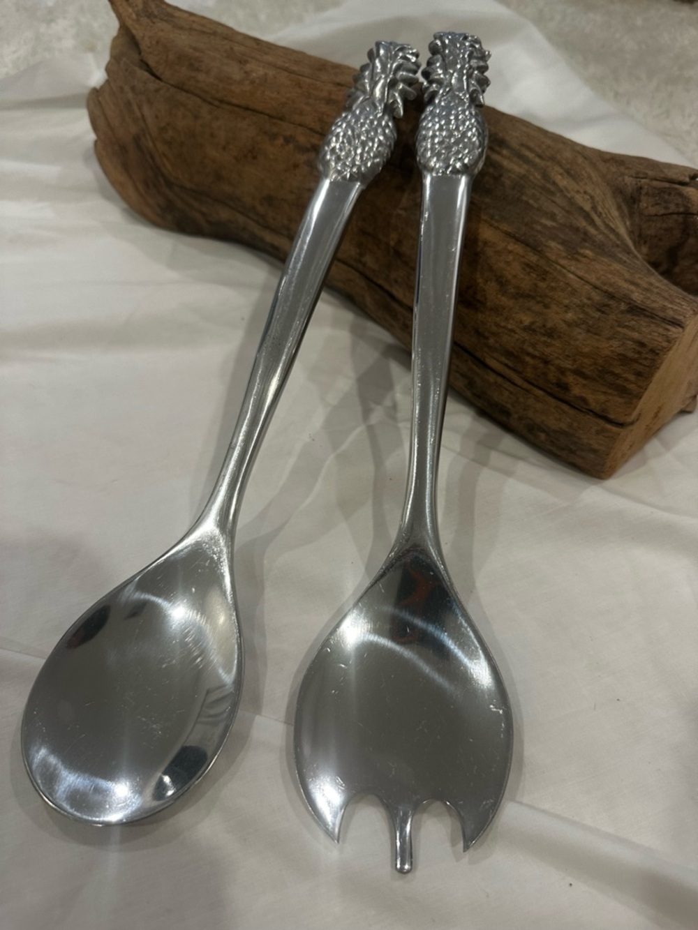 Mariposa Pineapple-Top  Salad Serving Spoon and Fork Set Salad Utensils